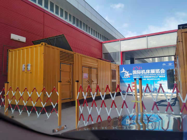 柘城发电车出租-发电机无电压或电压太低怎么办？