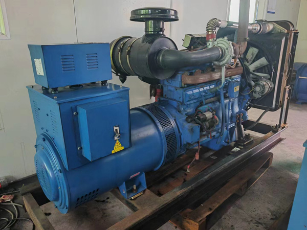 柘城100kW柴油发电机组使用多级机油有哪些优缺点？